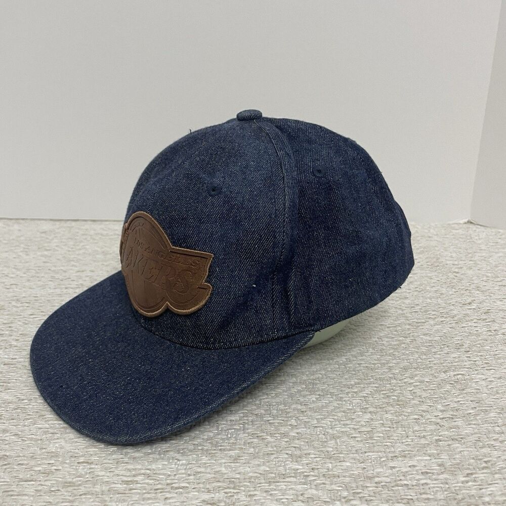 Mitchell & Ness Mens Los Angeles Lakers Denim Leather Patch Snapback Hat